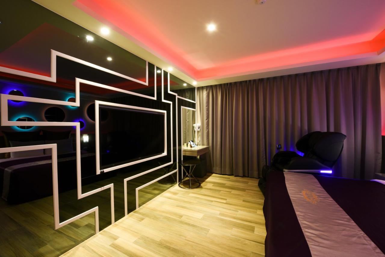 Zc Motel เถาหยวน ภายนอก รูปภาพ